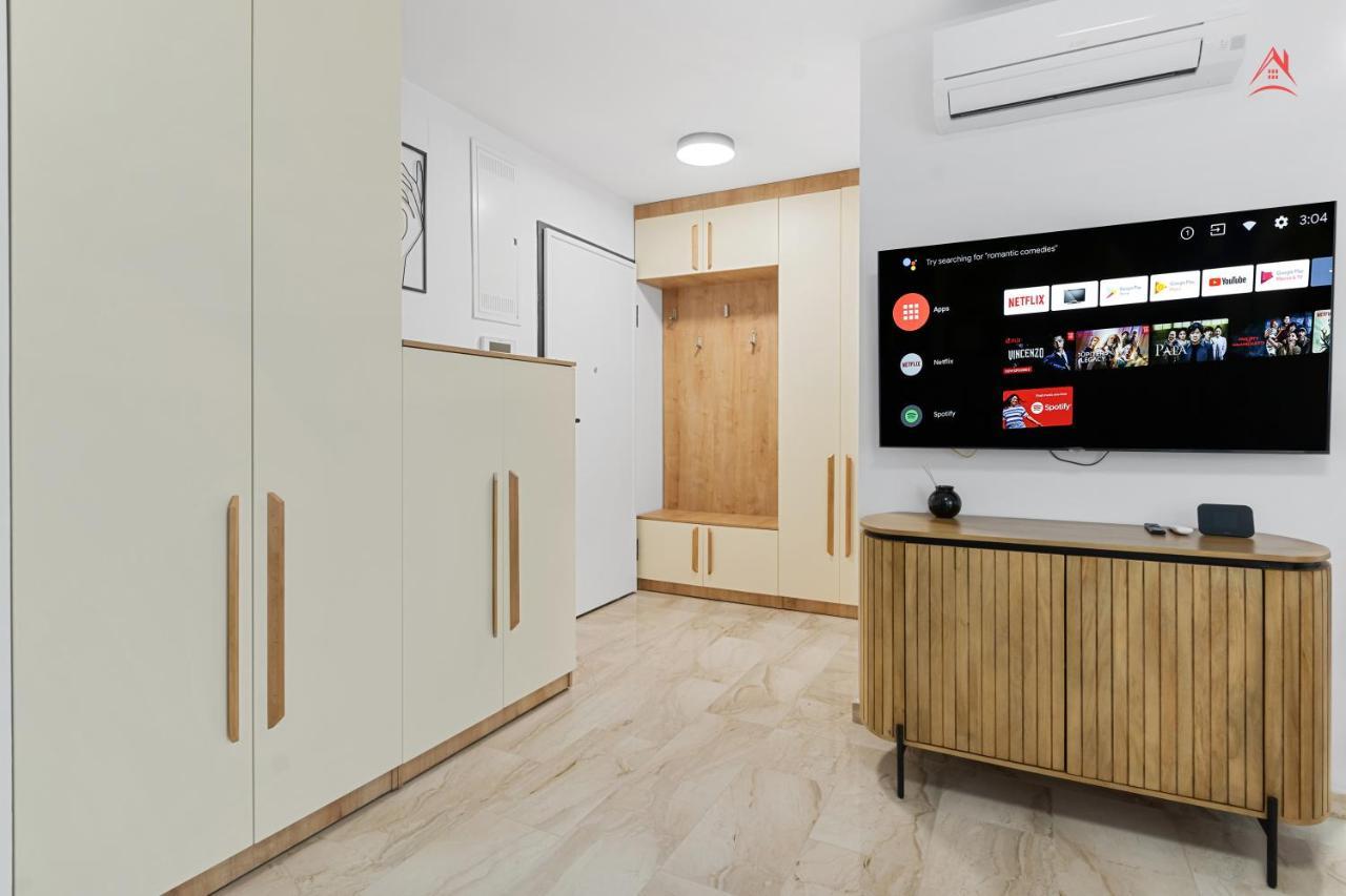 Apartament Opera Residence - Cismigiu, Eroilor, Free Private Parking Bukarest Exterior foto